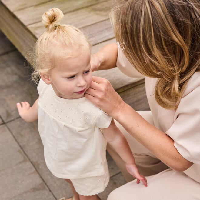 Dirkje meisjes T-shirt off white broderie katoen