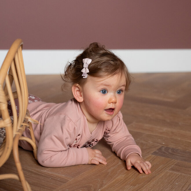 Dirkje girls’ jumper, light pink with flowers