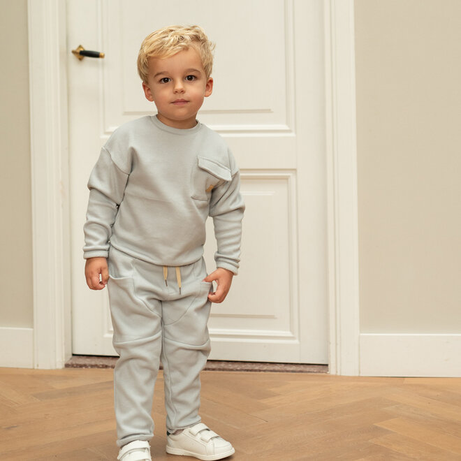 Dirkje Jungen-Pullover, grau, Brusttasche