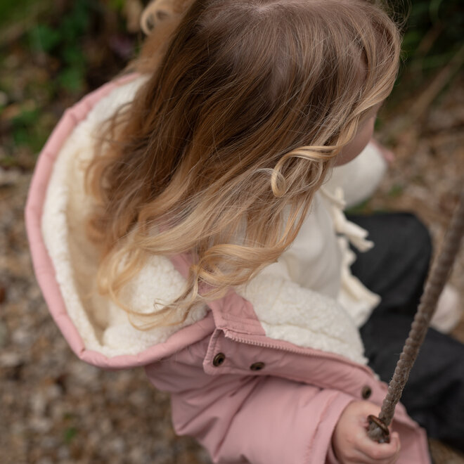 Dirkje meisjes winterjas lichtroze ruffles waterafstotend