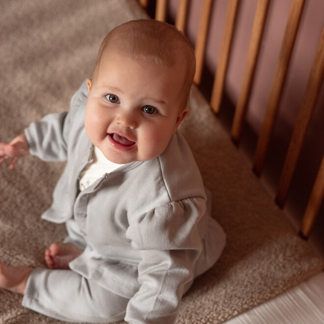 Dirkje girls’ set: grey cardigan, shirt and trousers