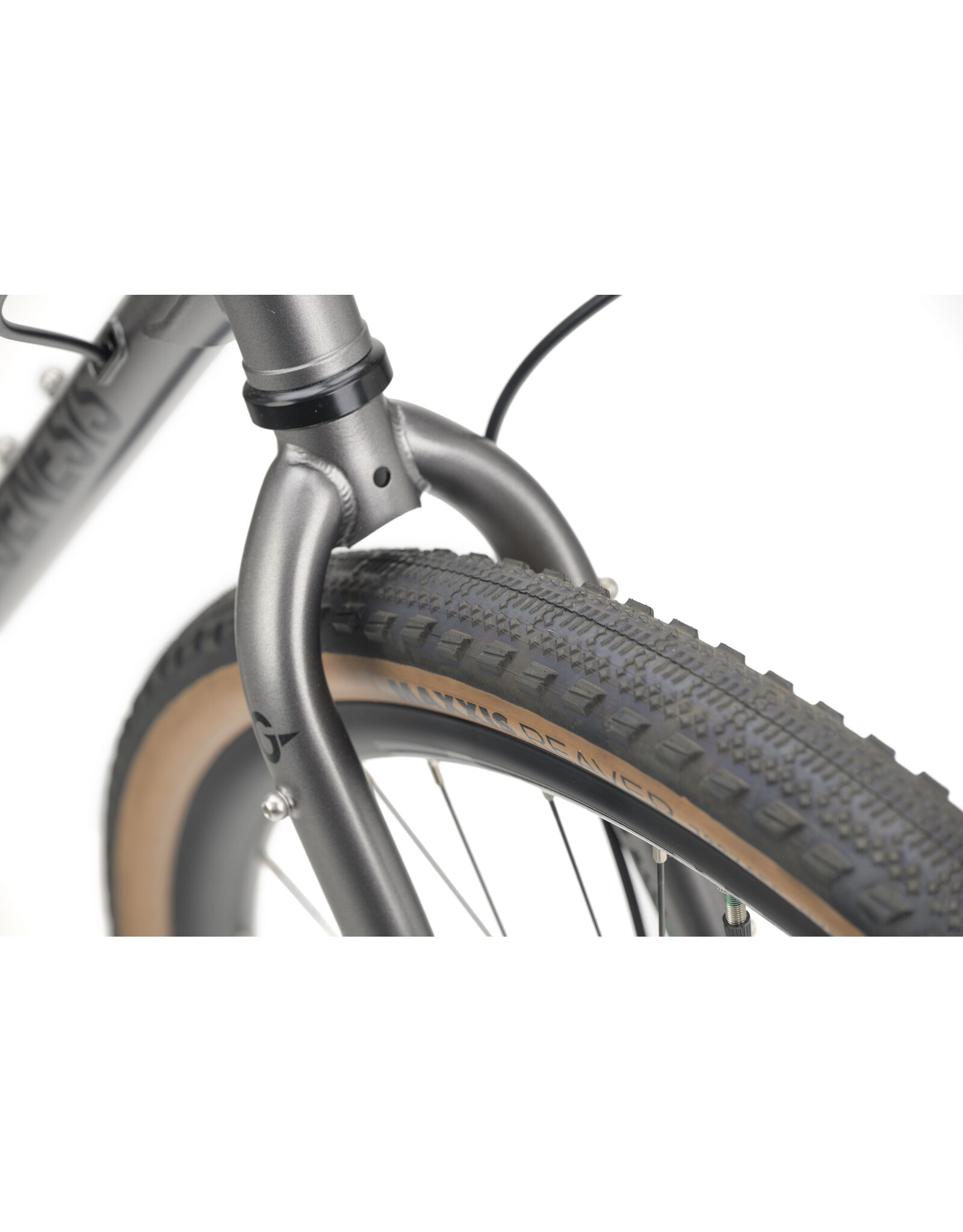 Genesis Croix De Fer 20 Flat Bar Adventure Bike 2026