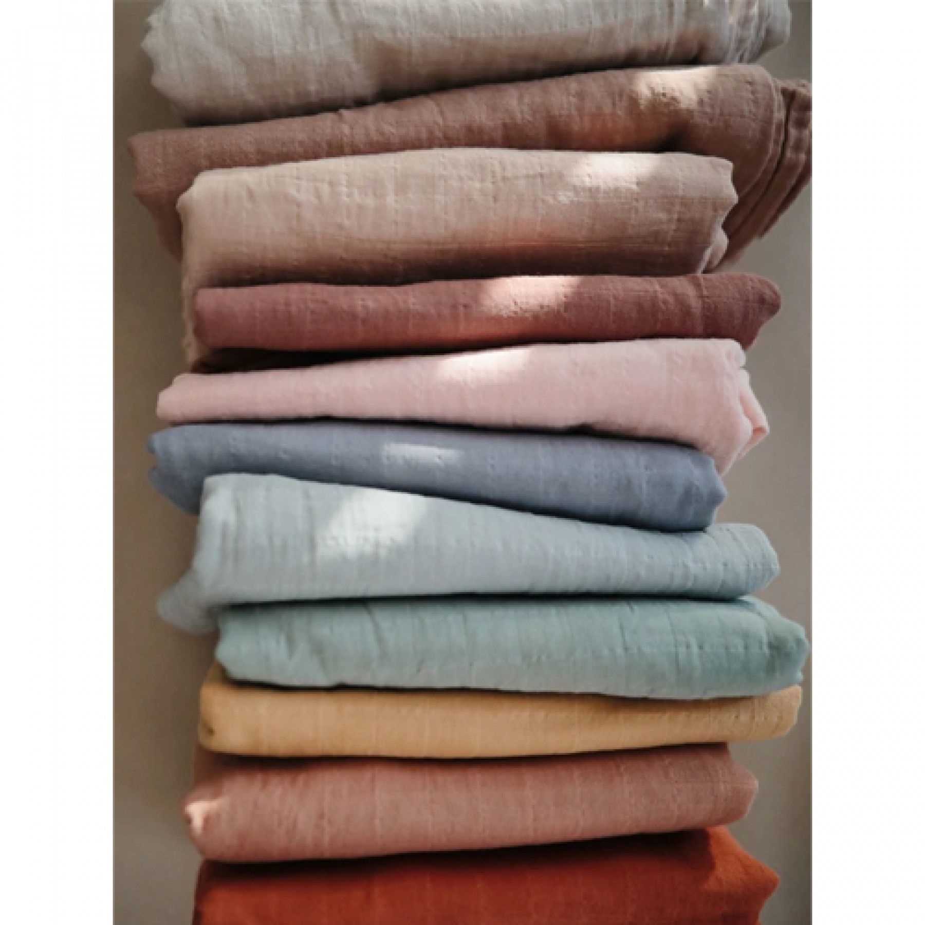 Mushie swaddle aubum