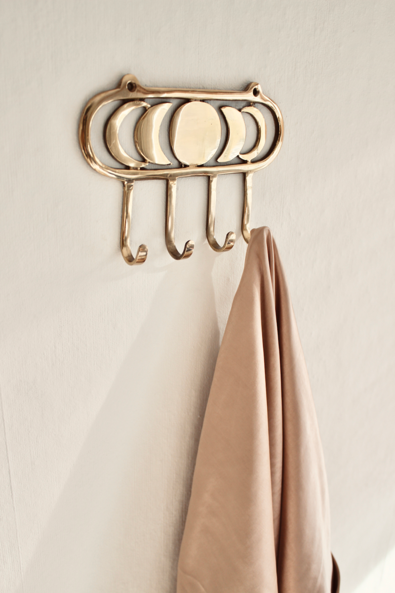 A LA Moonphase four hooks