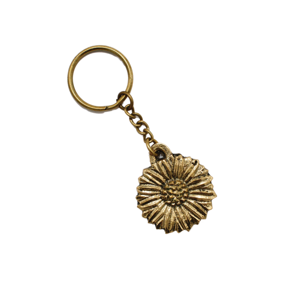 A LA Daisy keychain