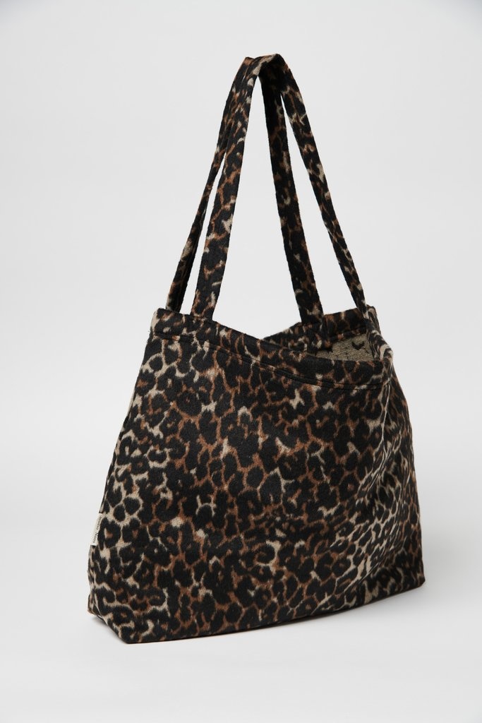 Studio Noos Brown Jaguar Mom bag