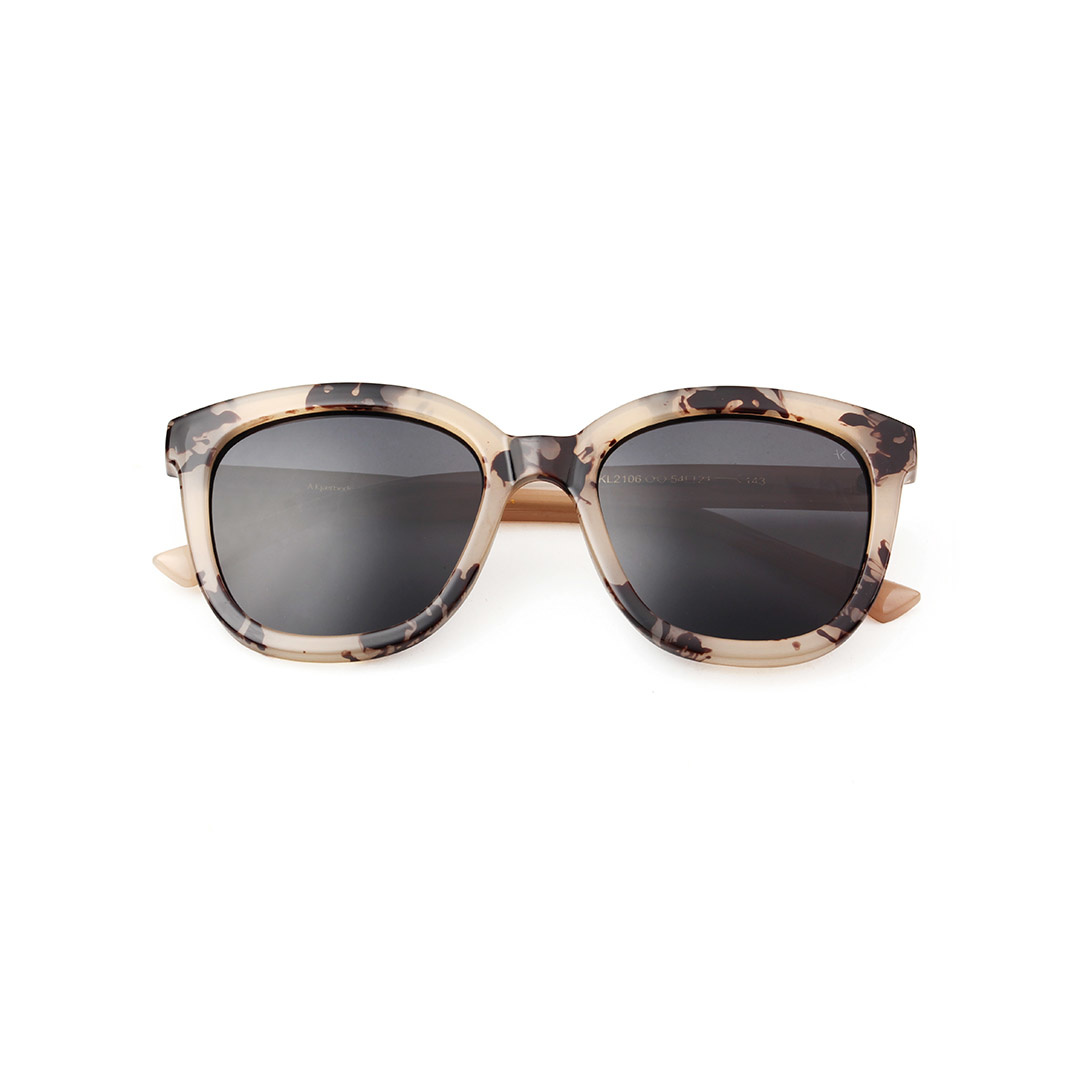 Billy hornet KL2106-002