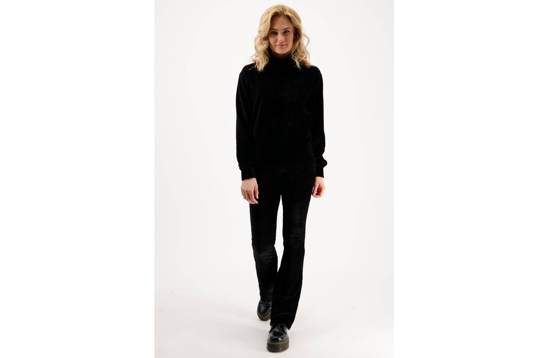 Sahana new deep black