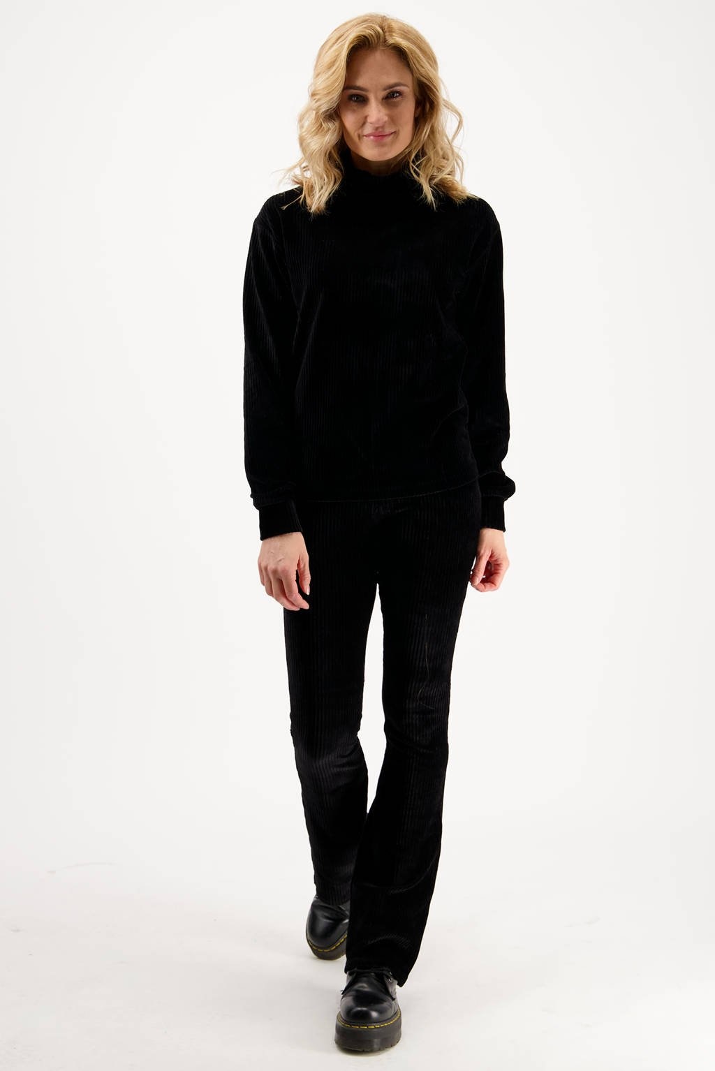 Sahana new deep black