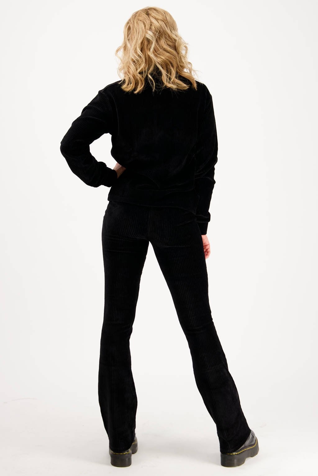 Sahana new deep black