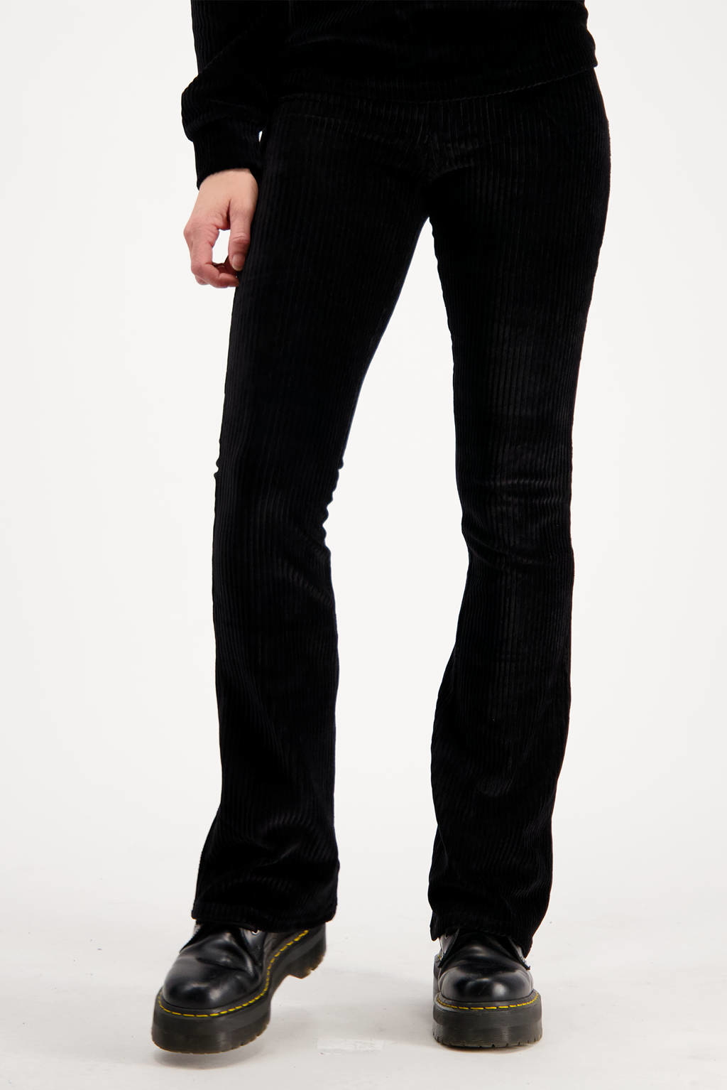 Sahana new deep black