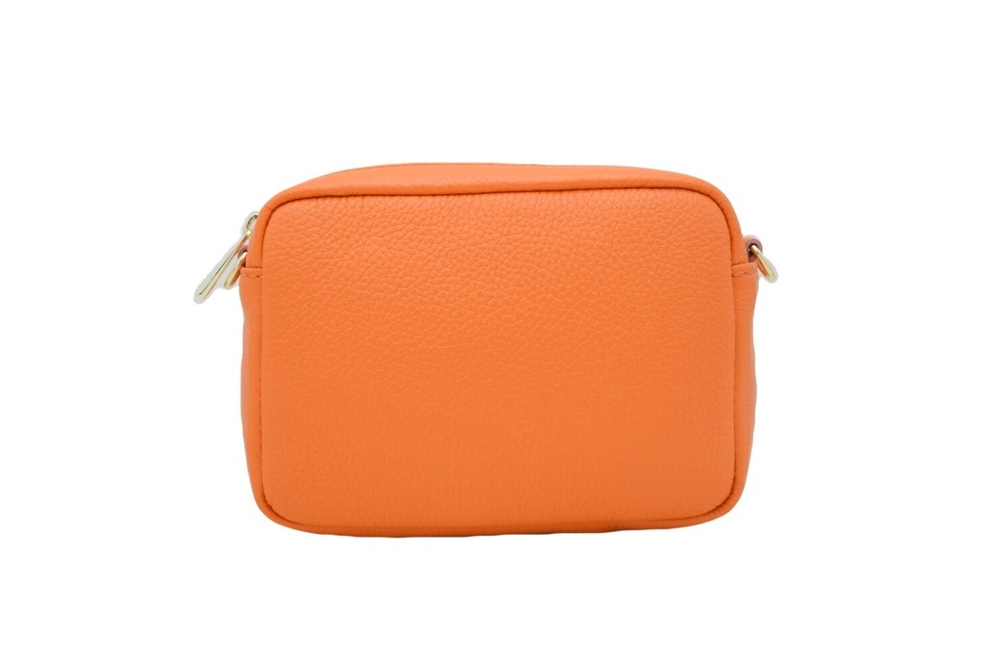 Lot orange leather