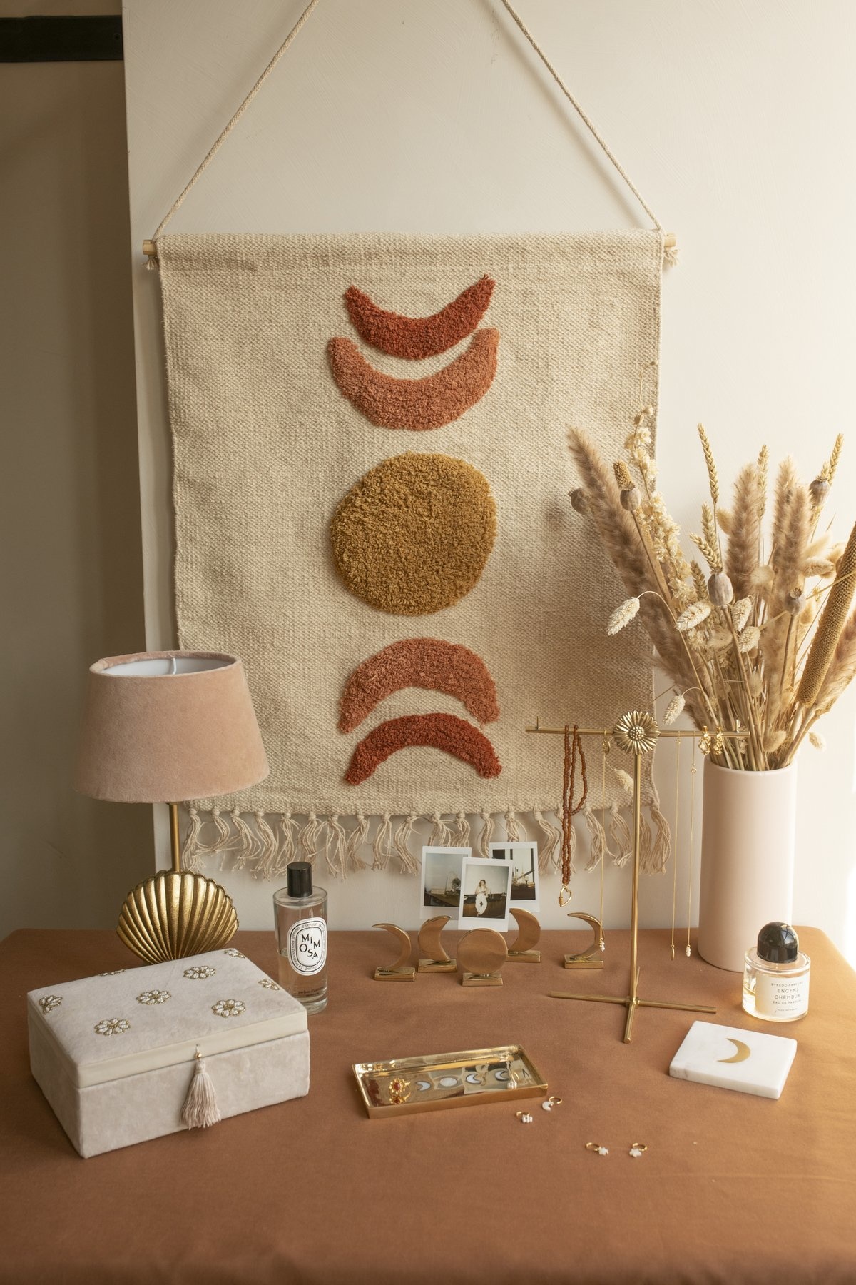 Daisy jewellery stand