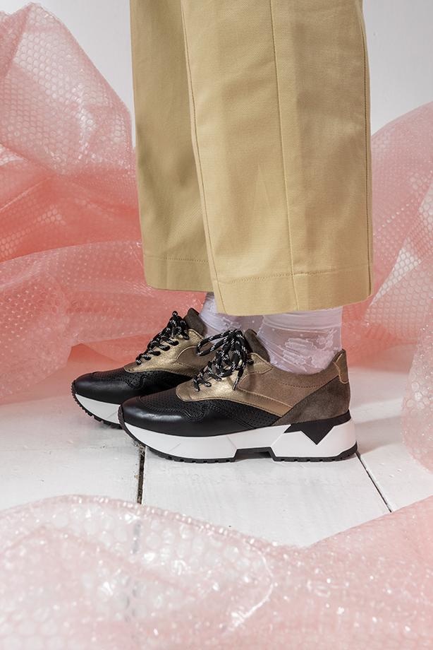 Sydney Sneaker Leer Taupe / Zwart