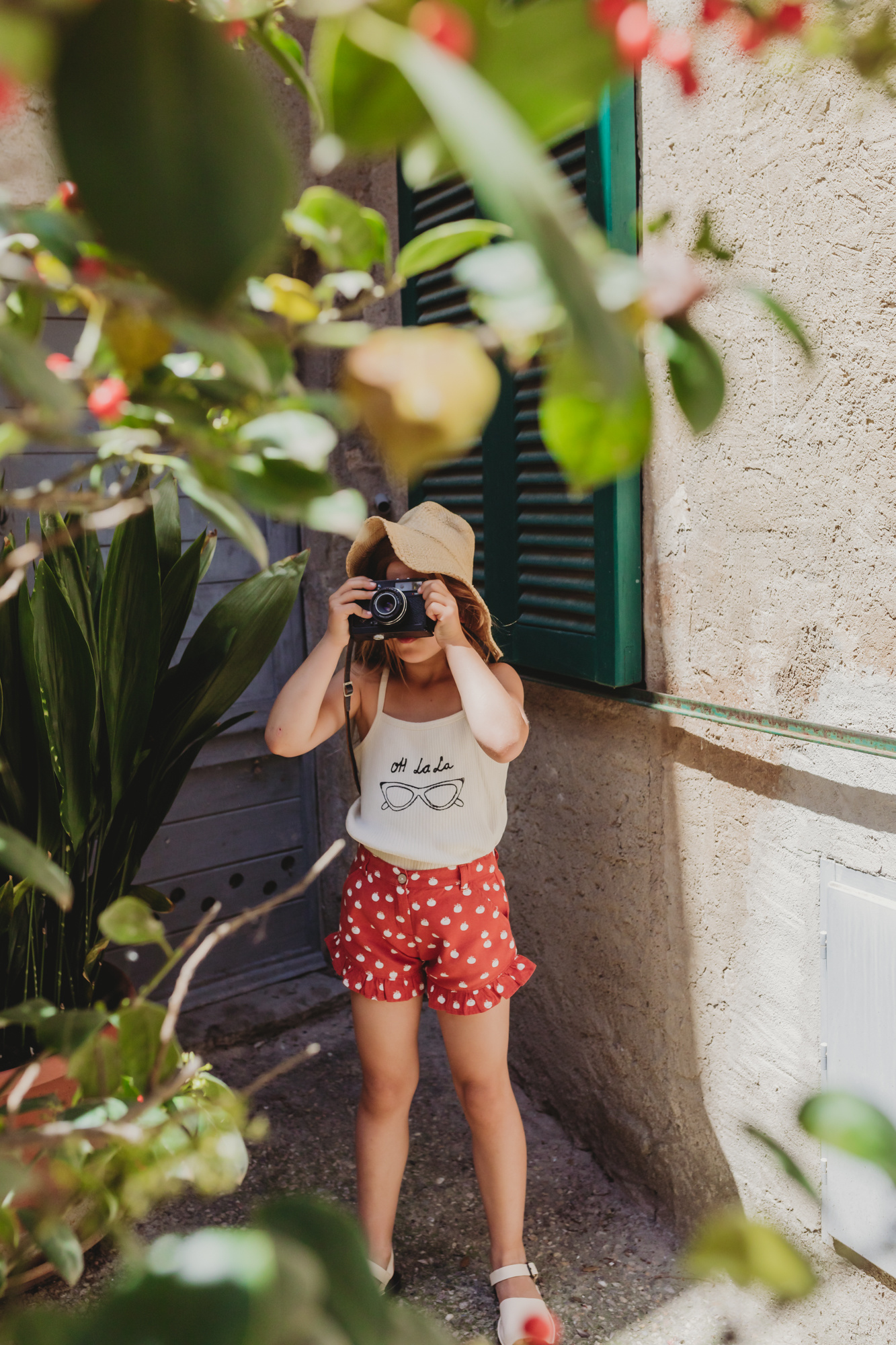 Ruffle shorts tomato print