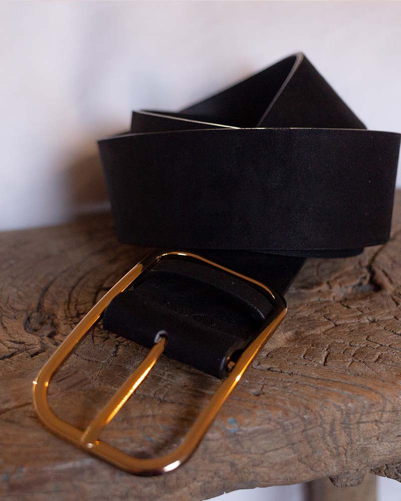 Ilo belt noir