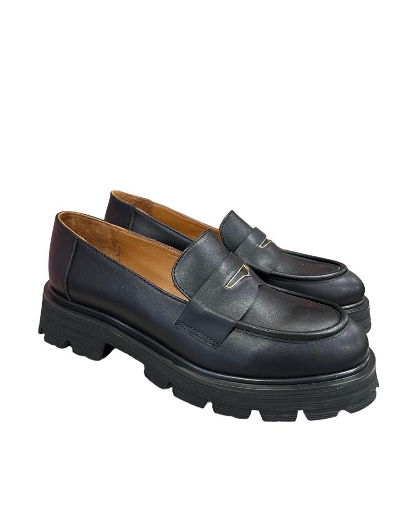 Black Loafers 5210-1