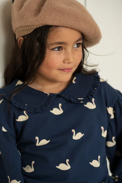 Balloon Collar Sweater Classic Blue Swans