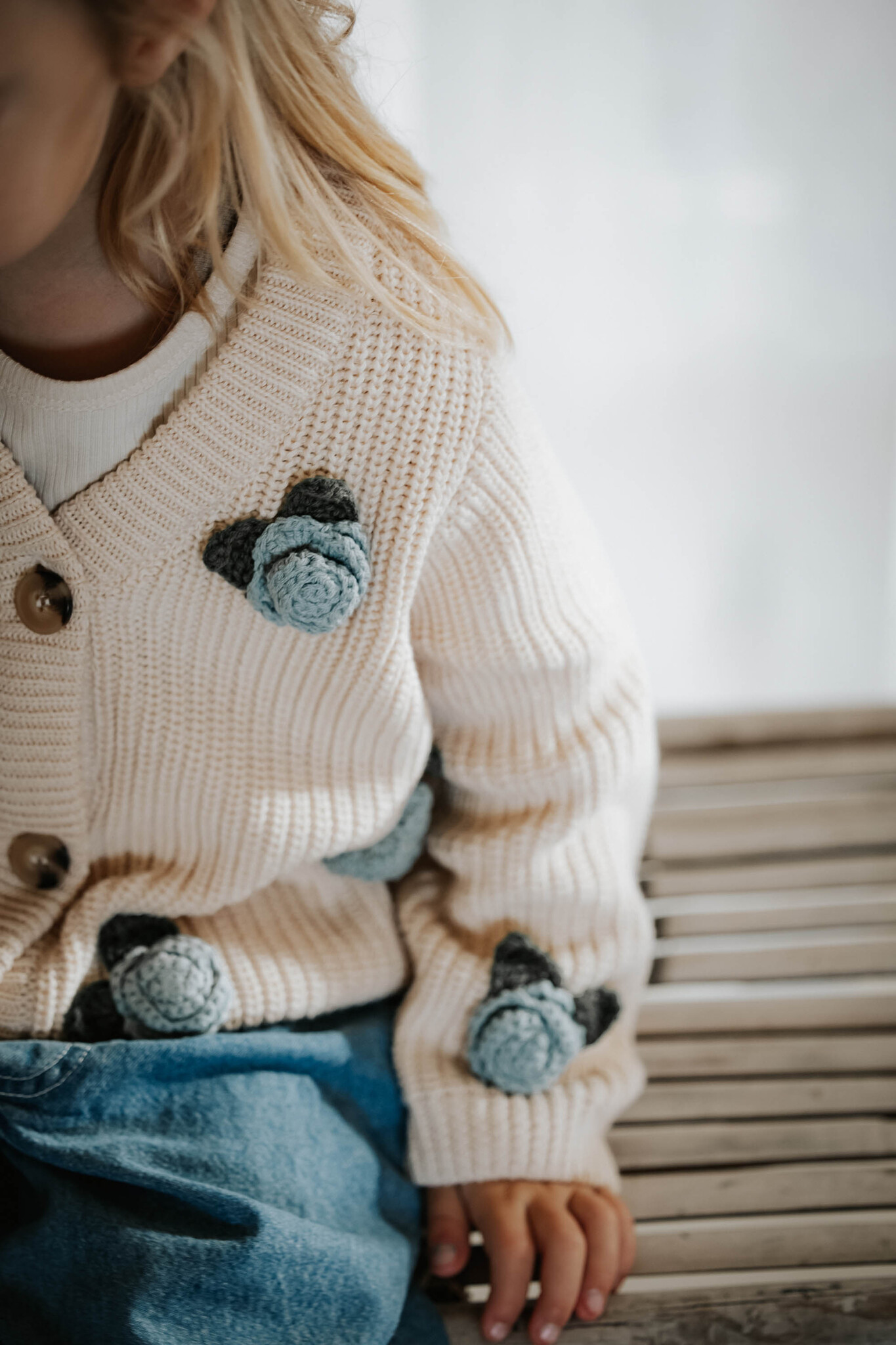 COOL FLOWER CARDIGAN/SANDSHELL