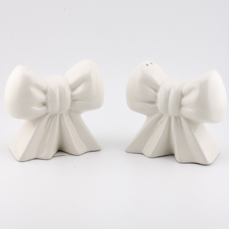 Aardewerk Peper En Zoutstel Bows Beige