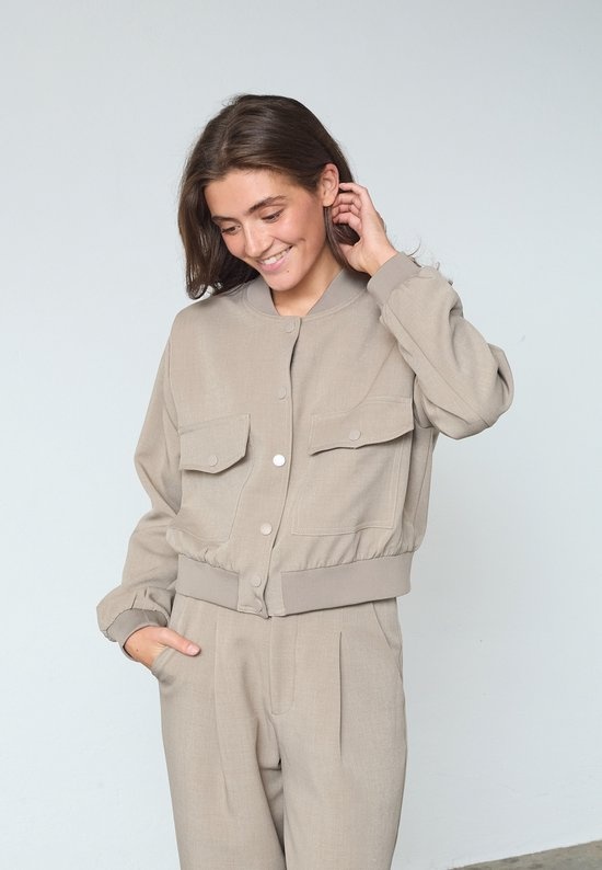 Sisters Point Garwin Ja Jas Sand