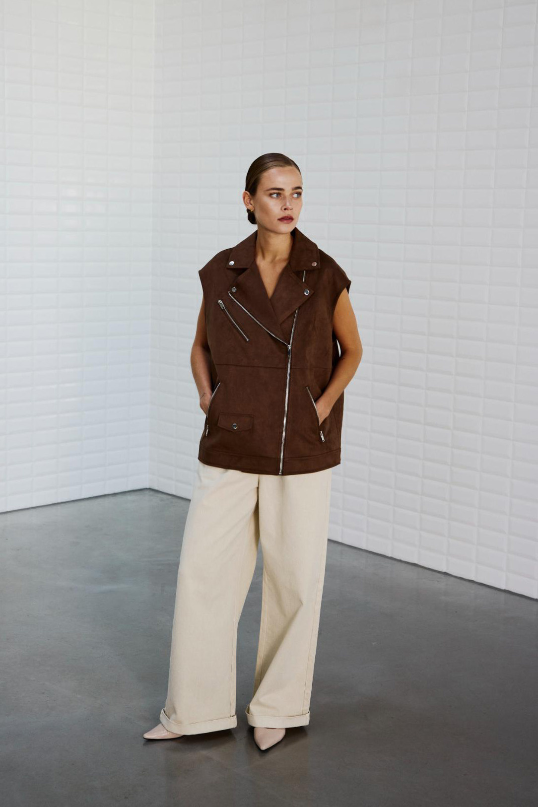 WBLANALINA VEGAN SUEDE VEST SQUIRREL BROWN