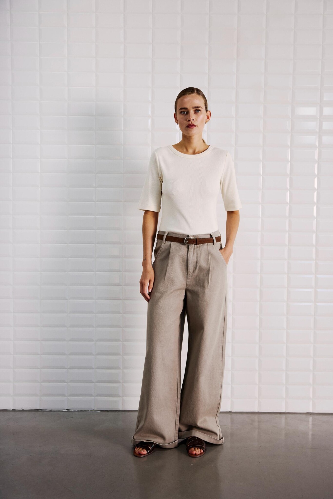 WBLSTEFFI HW WIDE PANT GREY SAND
