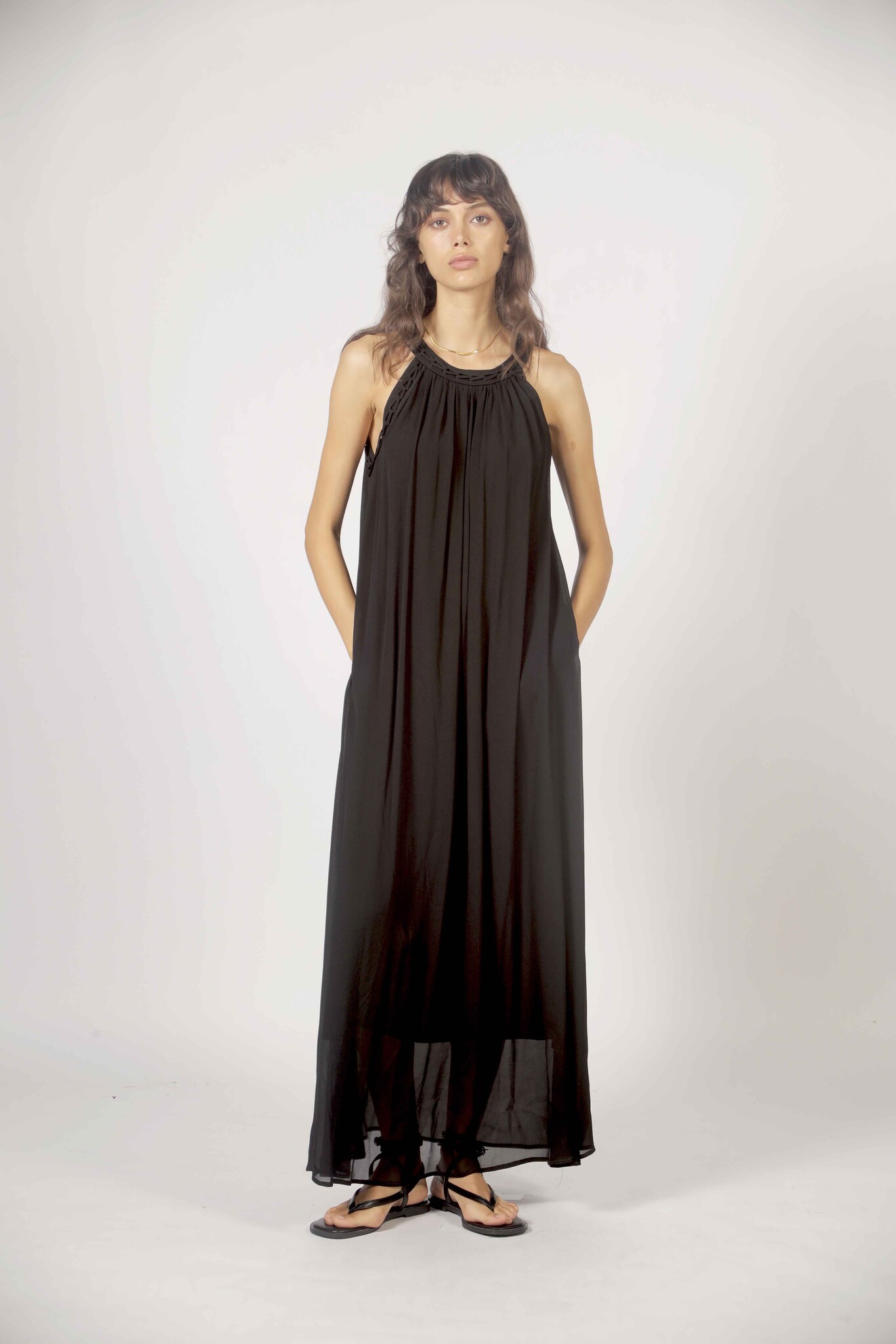 The Korner Dress Black