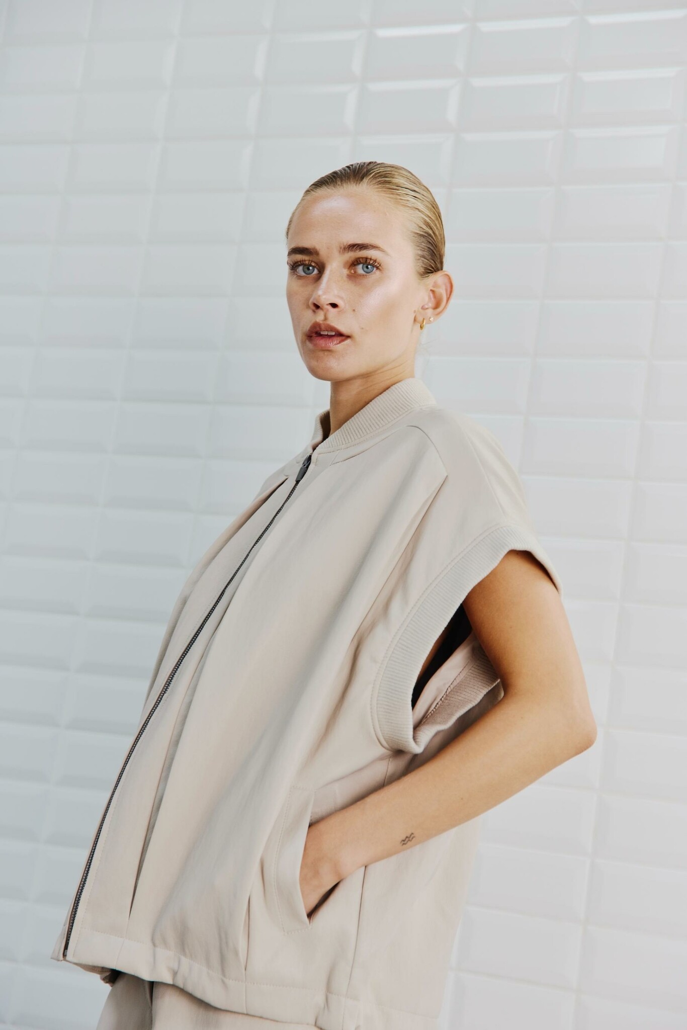 Wblanni Vegan Waistcoat Silver Lining