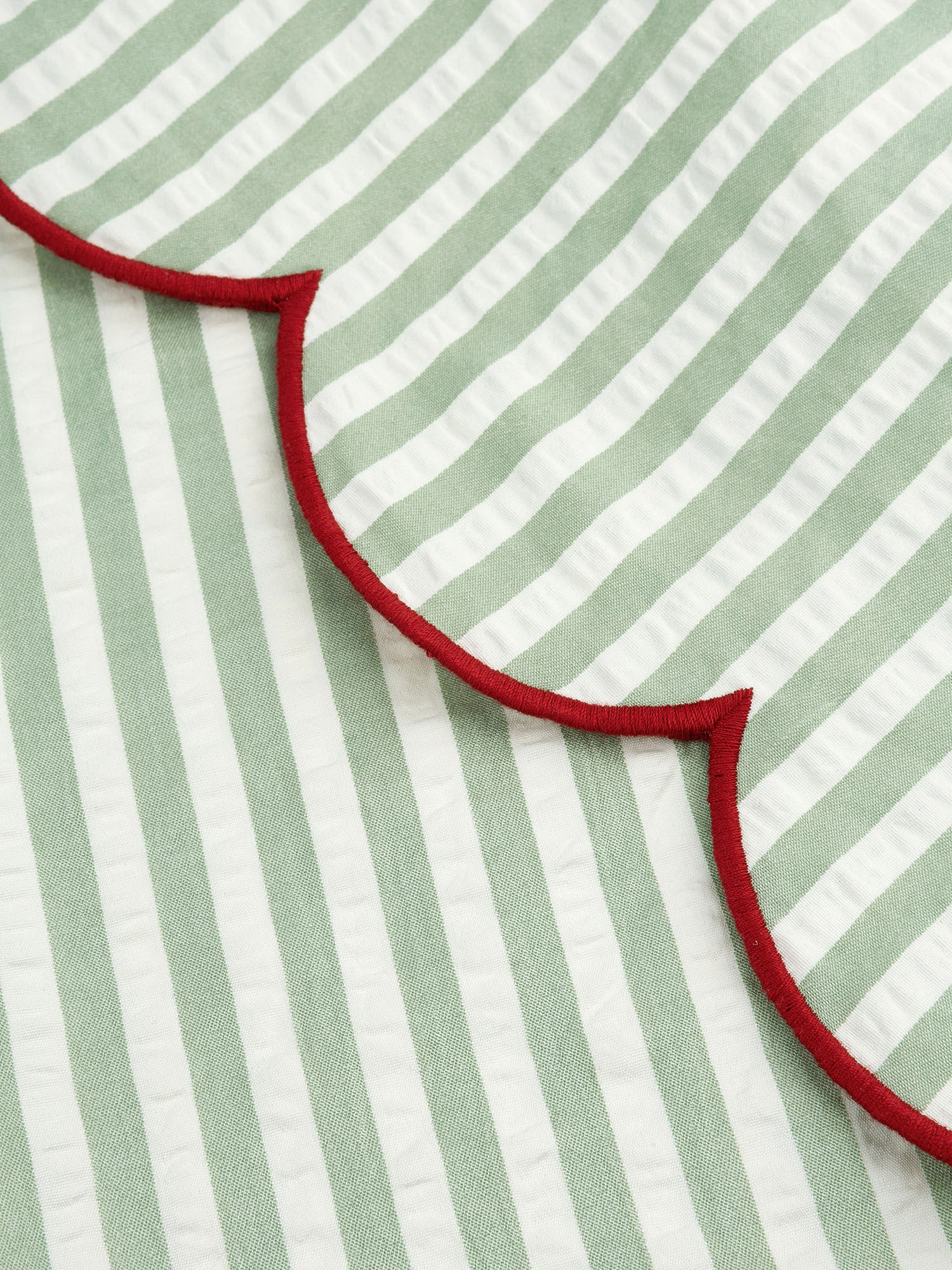 Short Nena Sage green