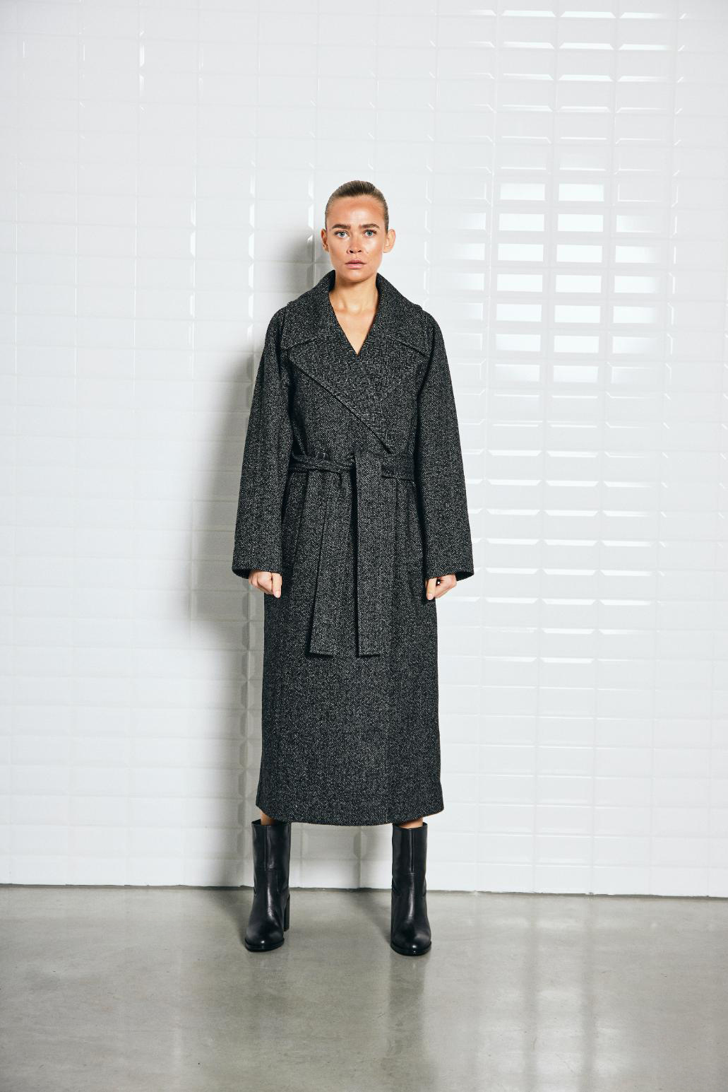 Wb Brooklyn Coat  Herringbone Black