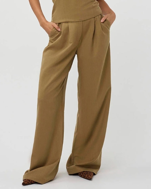 The Always Pants Green
