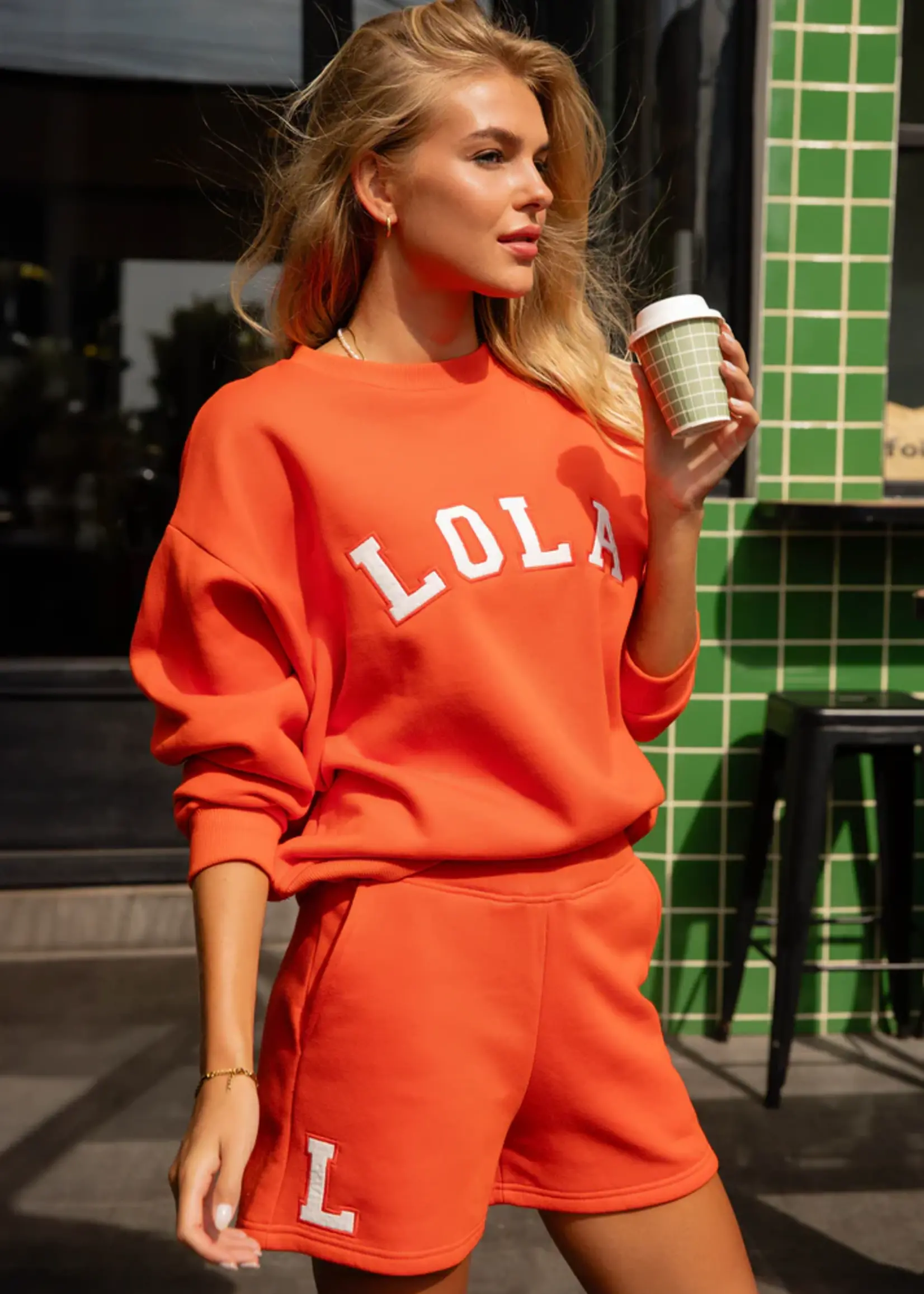 The Lola Club - Sweater - Oranje