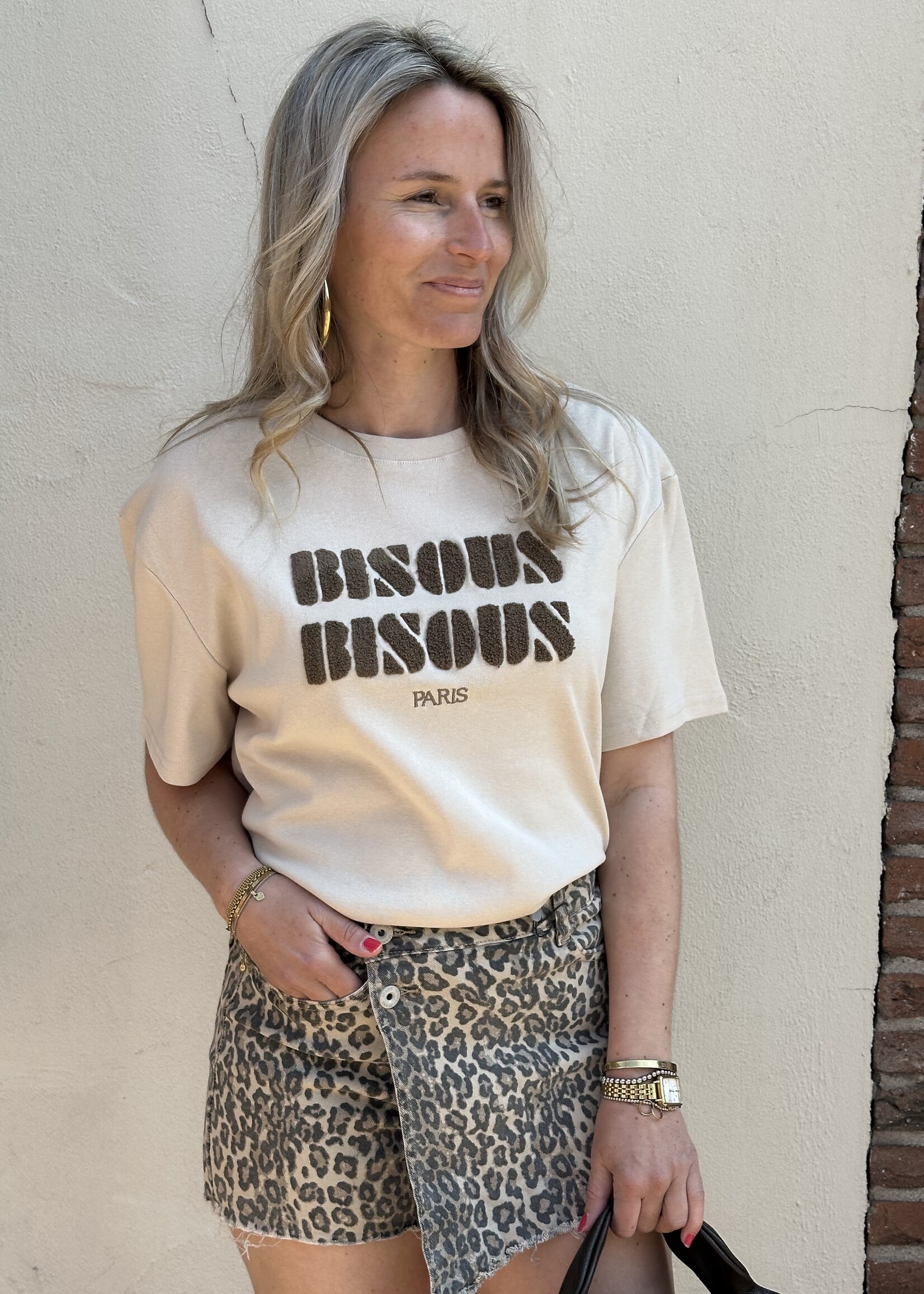 Ambika t Shirt Bisous