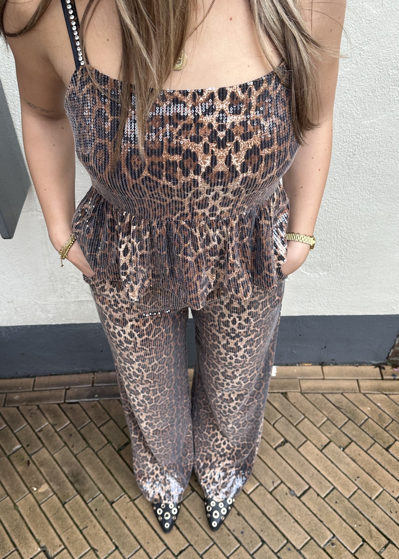 Harper & Yve Harper & Yve Leo Day top -