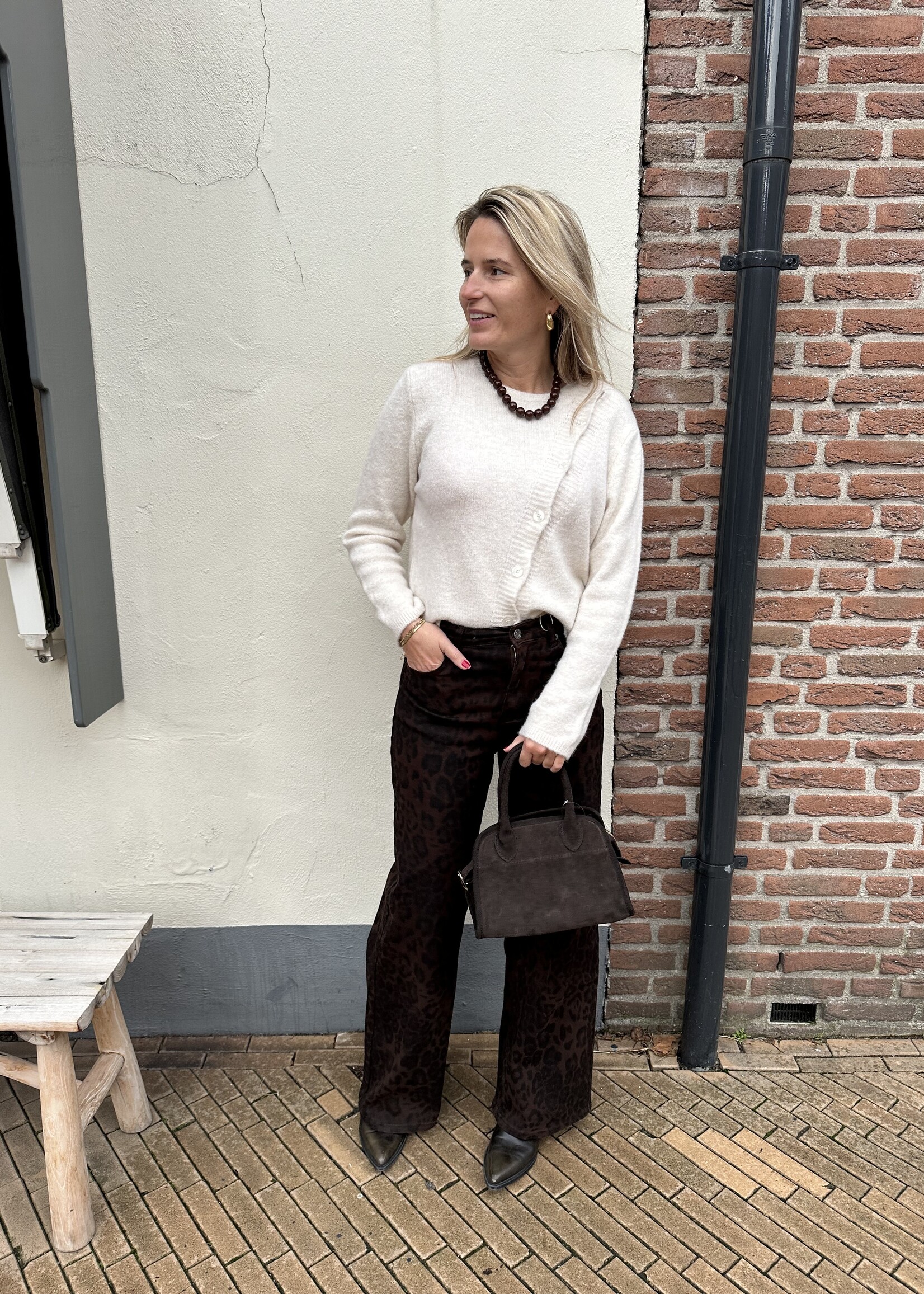 Ambika Trui schuine knoop - creme