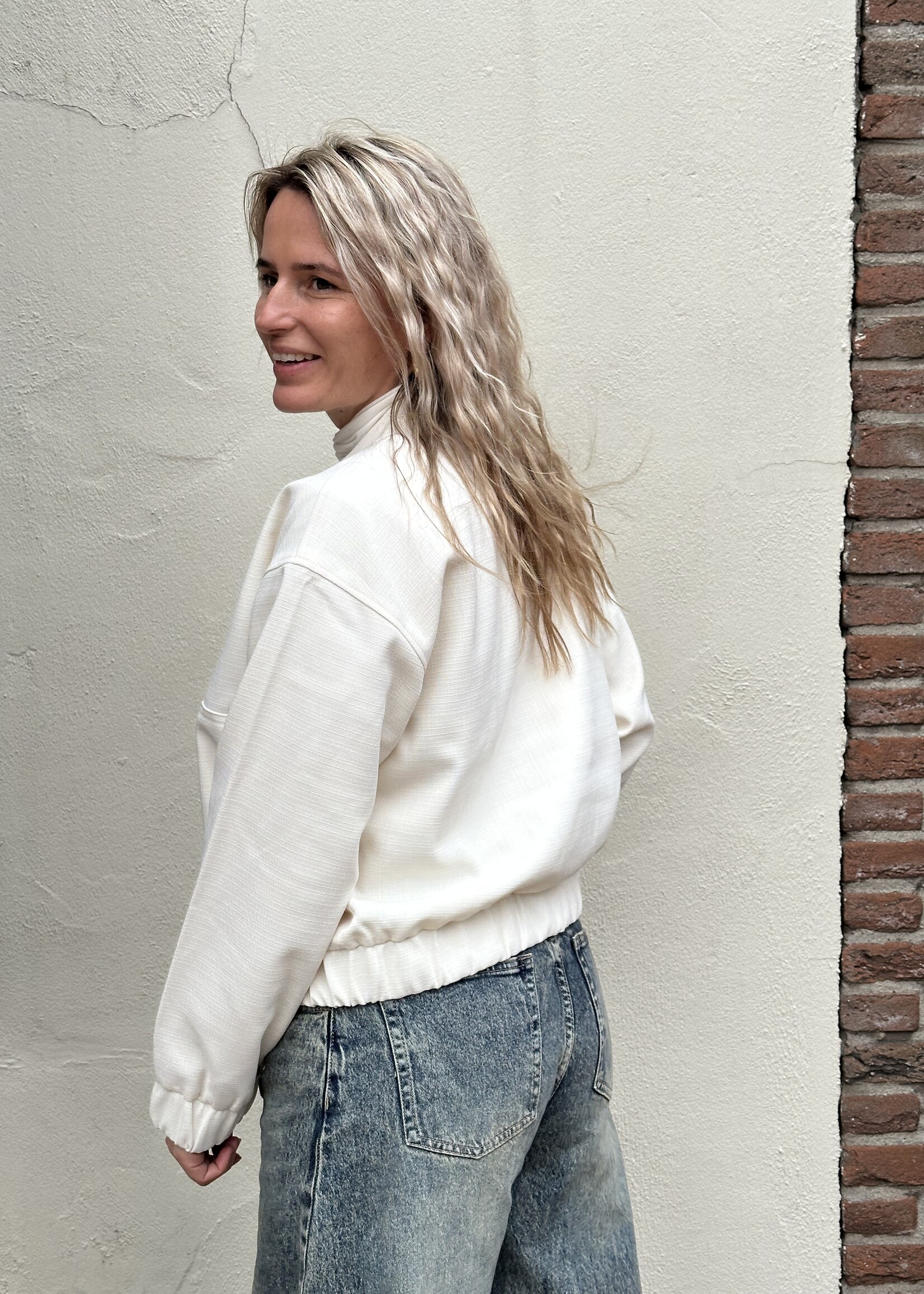 Pieces Pieces Annie Bomber  - whisper white