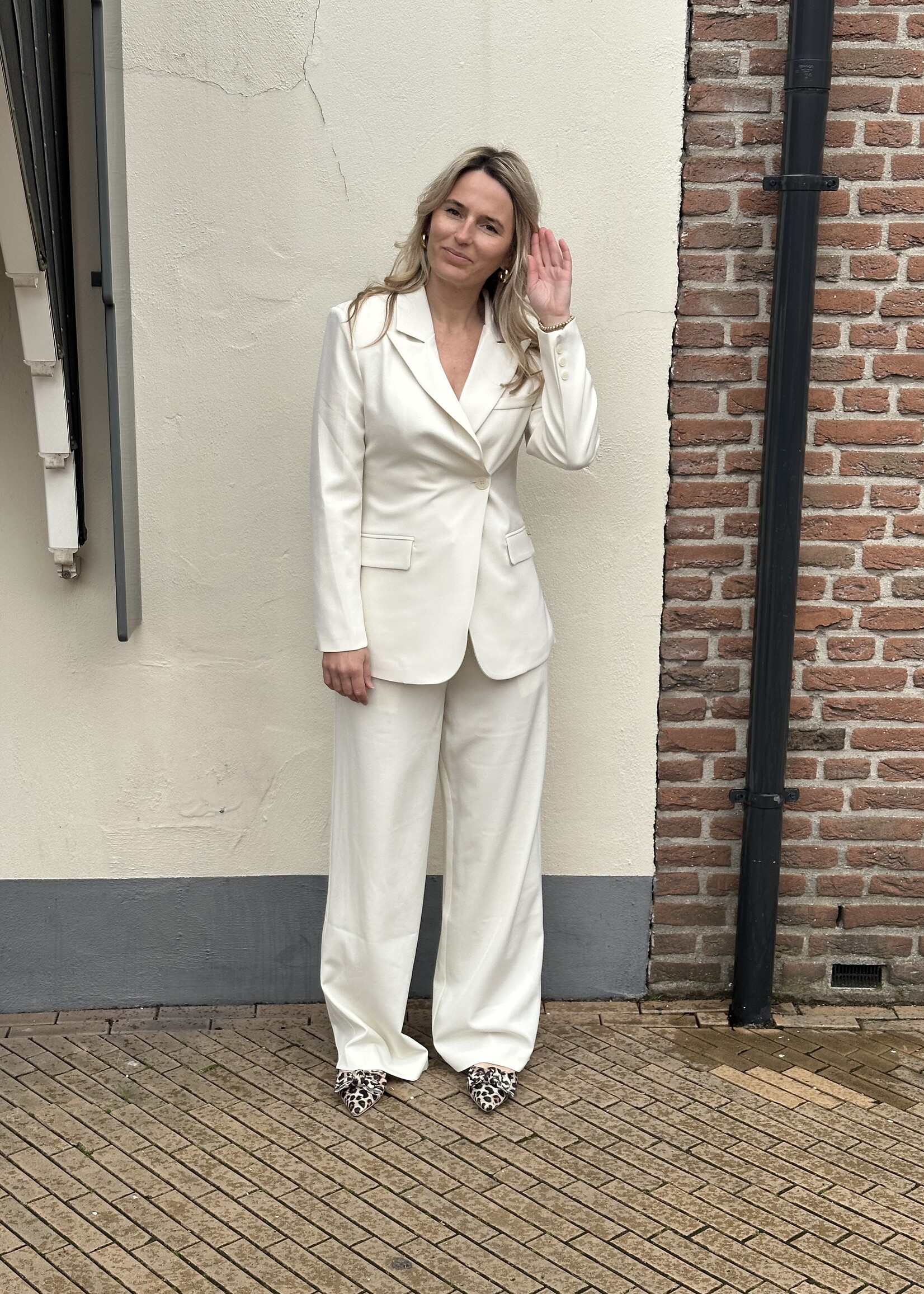 Ambika Blazer Pippa -