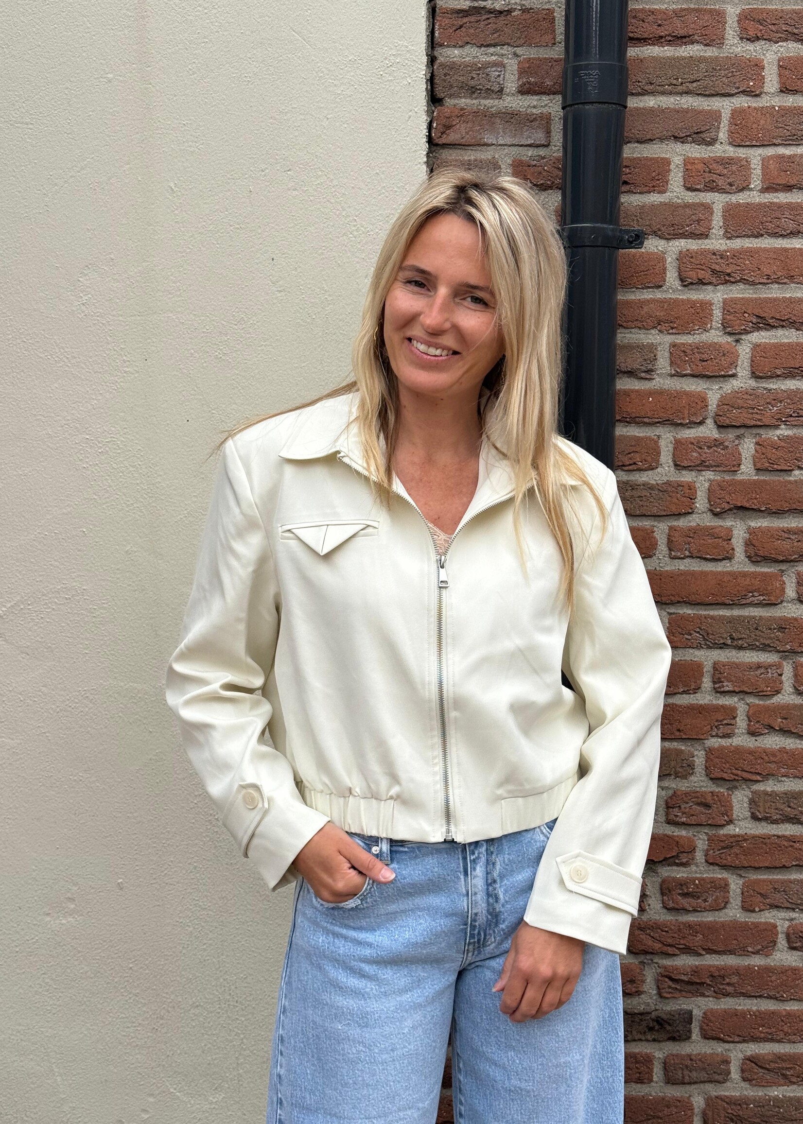 Ambika Jacket Isa - Wit