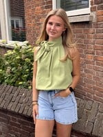 Queen Hearts Short Noor -
