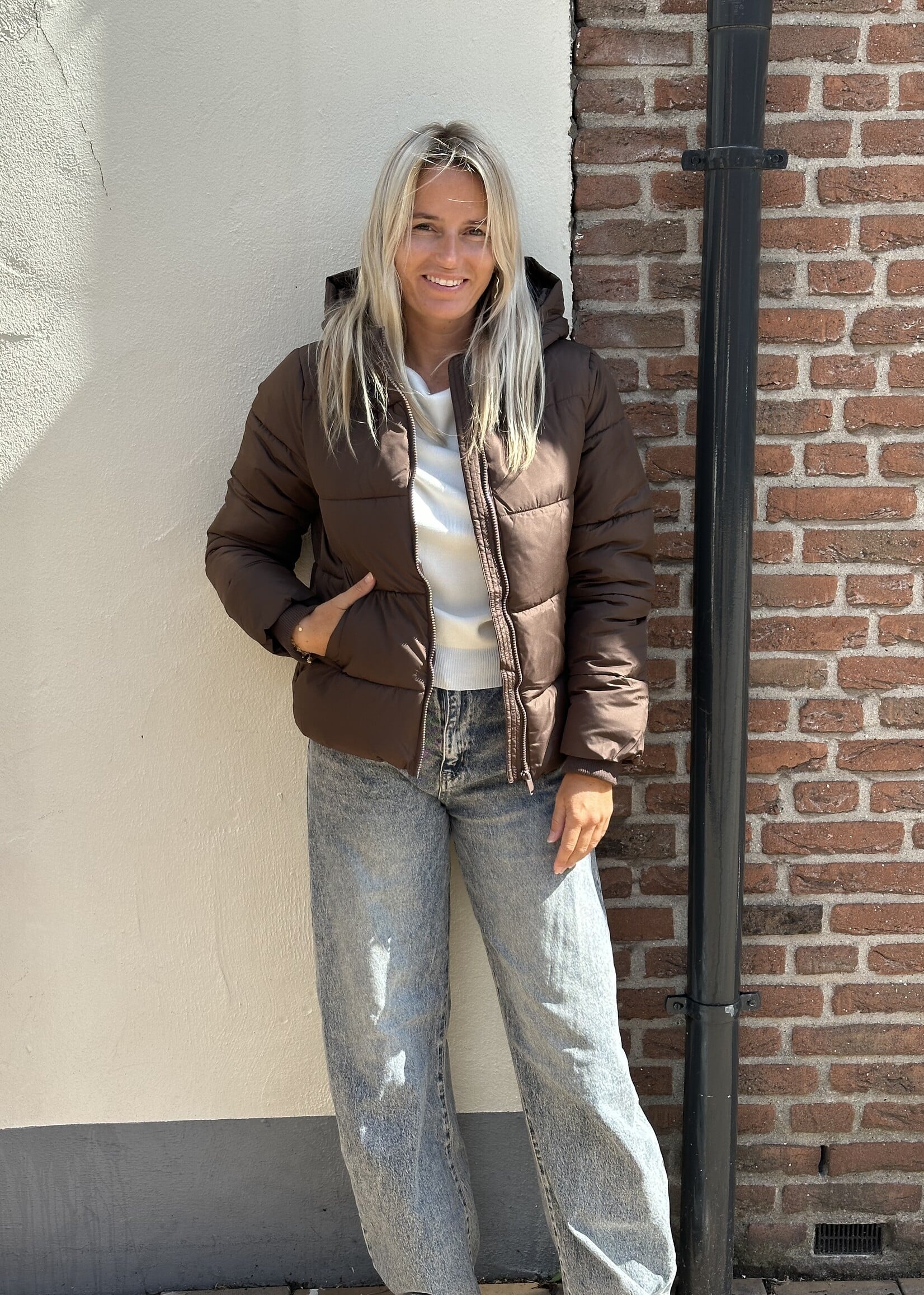 Pieces Pieces Bee Puffer Jacket - Hot fudge