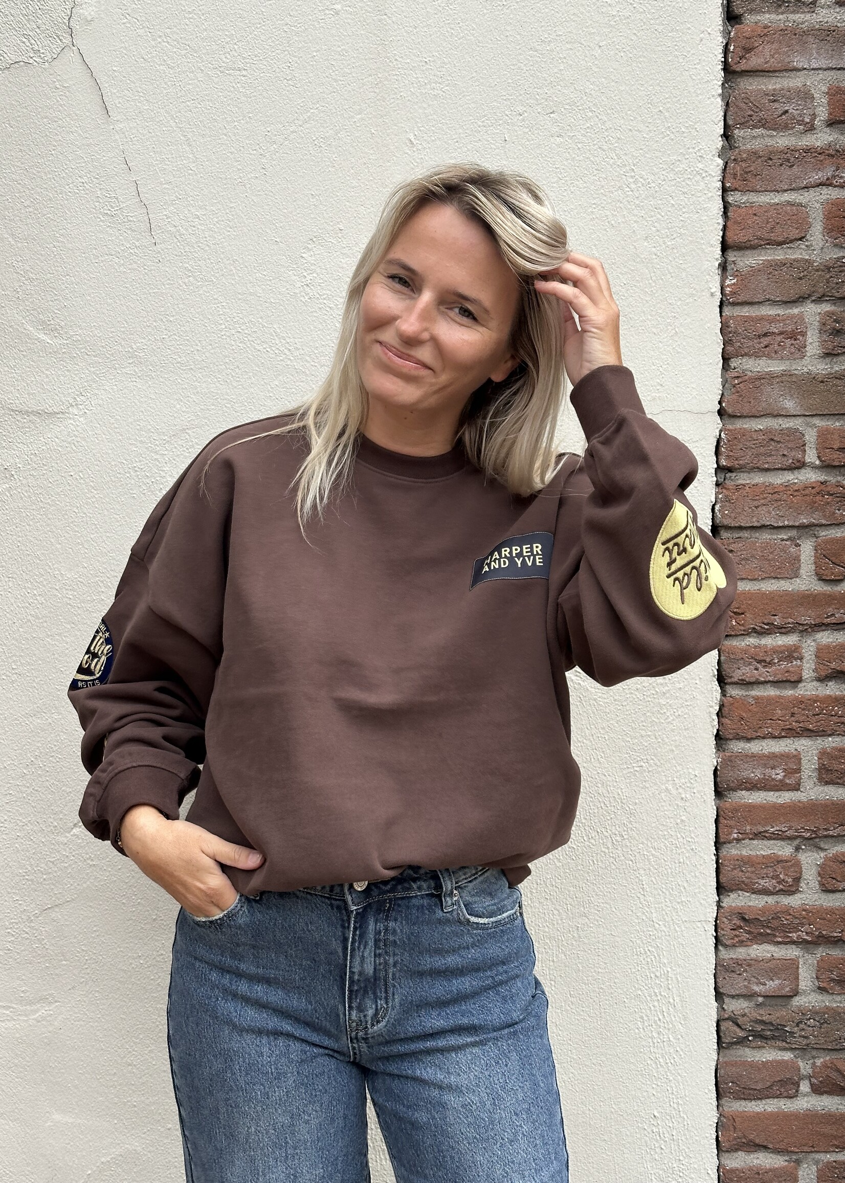 Harper & Yve Harper & Yve PATCH sweater -