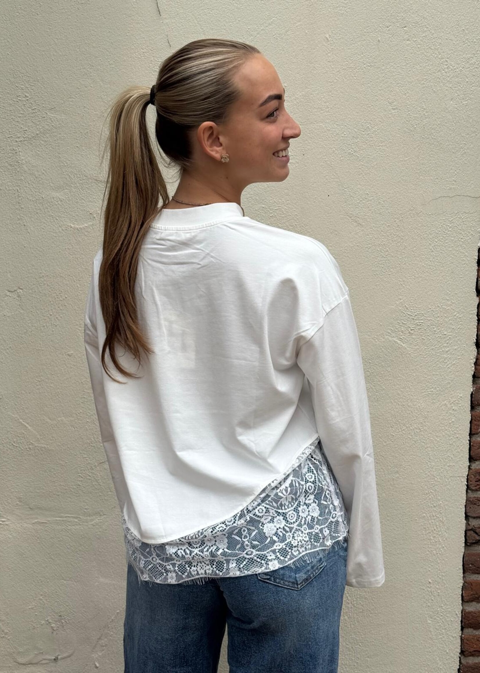 Longsleeve lace - wit