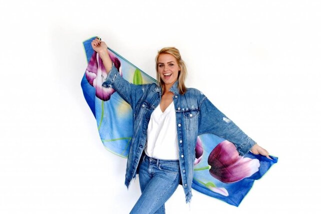 tulip Scarf blue/purple tulips tulip Scarf blue/purple tulips