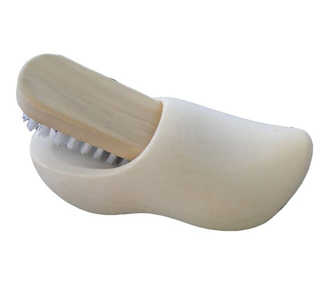 Shoebrush sanded