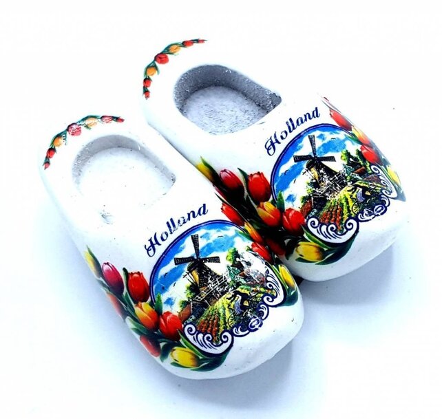 Woodenshoe magnet 4cm White Woodenshoe magnet 4cm White
