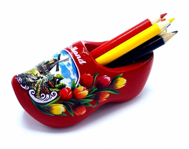Pencil clog with 6 pencils red Pencil clog with 6 pencils red