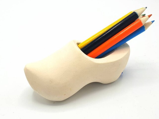 Pencil clog with 6 pencils Sanded