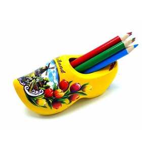 Pencil clog with 6 pencils yellow