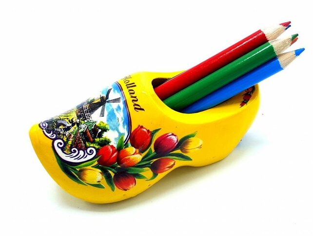 Pencil clog with 6 pencils yellow